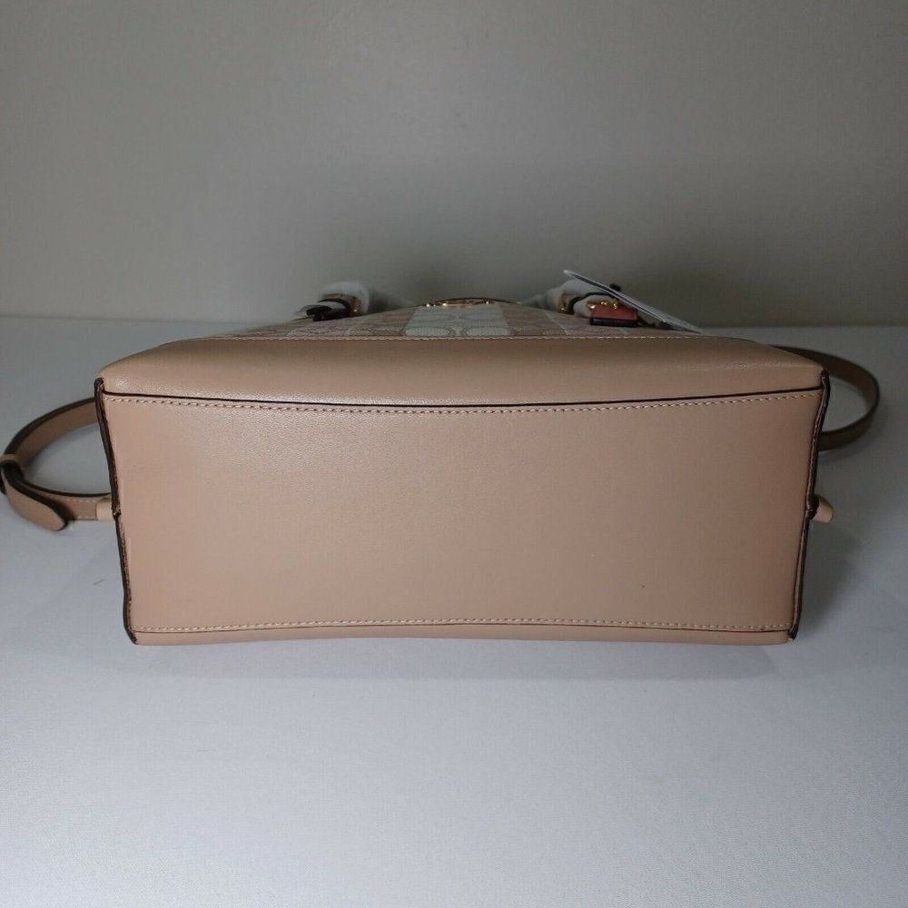 NWT COACH C8415 Mollie Tote Handbag in Taffy Multi In Signature Jacquard - Picture 5 of 6